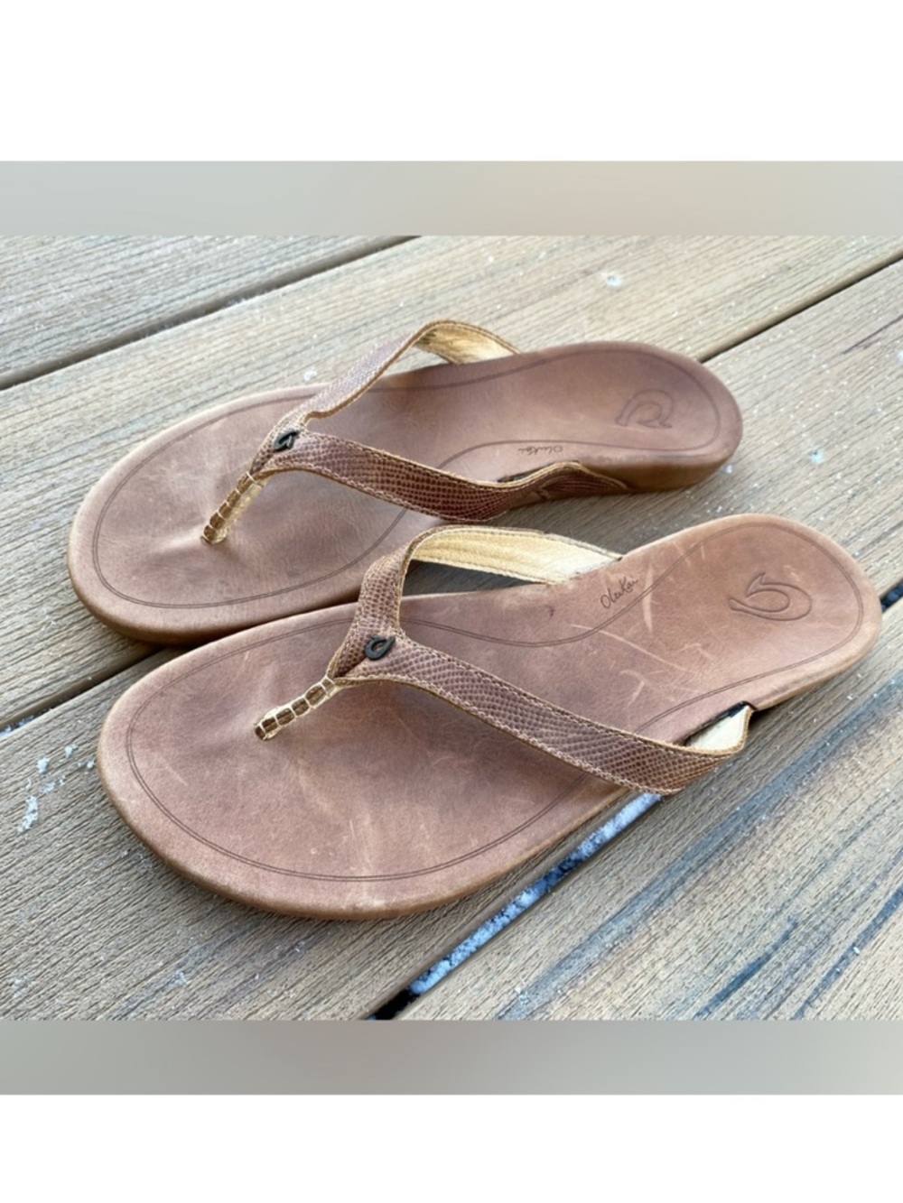 Olukai Women's Hi'ona Flip Flop Tan Size 10